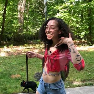 Meet your Posher, Savannah